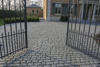 Courtstones Basalt